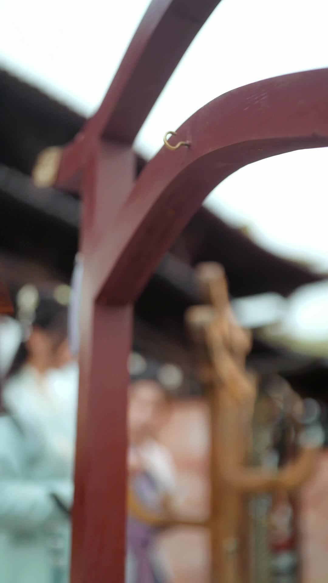 Episode 10 - The Real Heiress Strikes Back